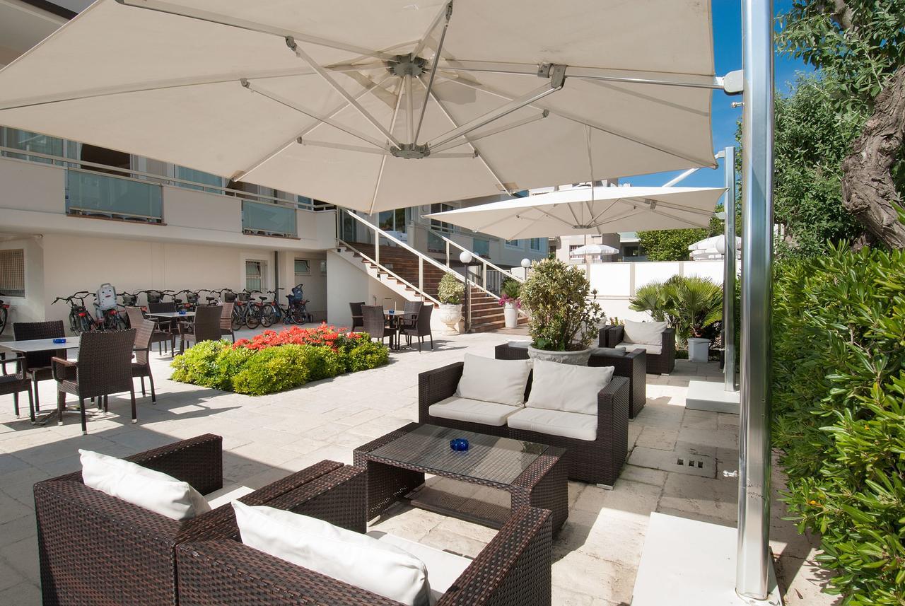 Hotel Continental Milano Marittima Exterior photo